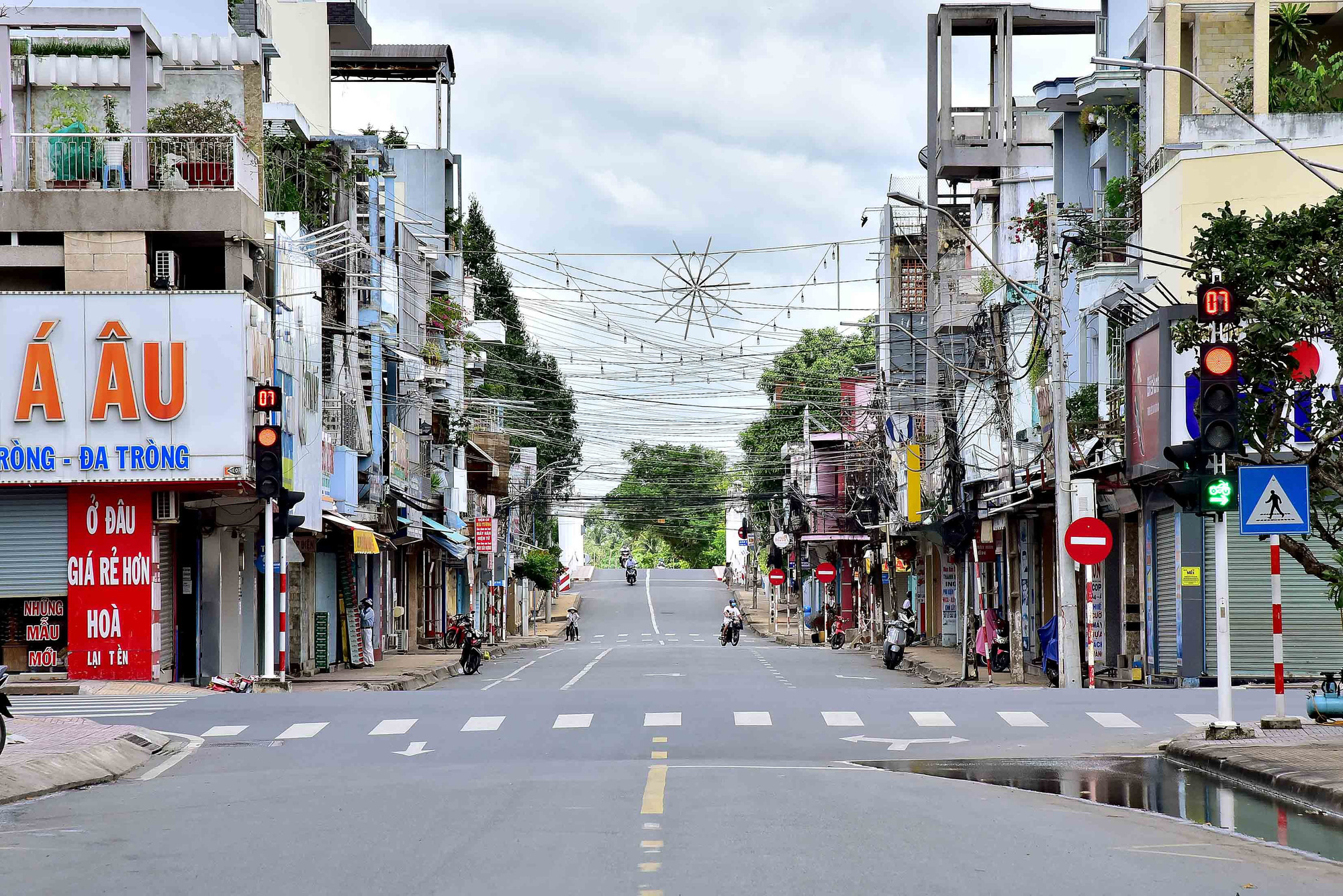 Anh 2 Vinh Long tiep tuc thuch ien chi thi 16