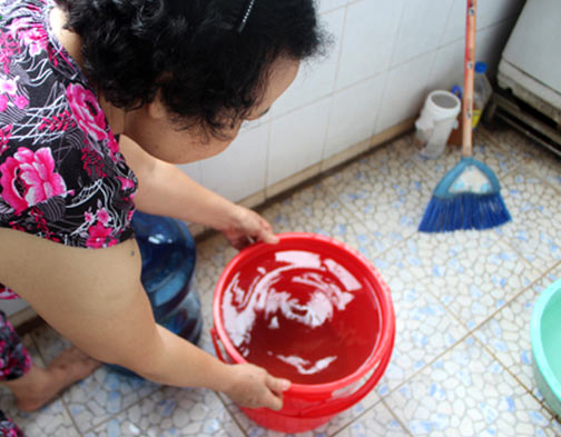 Chính phủ yêu cầu giảm giá nước sạch sinh hoạt cho người dân