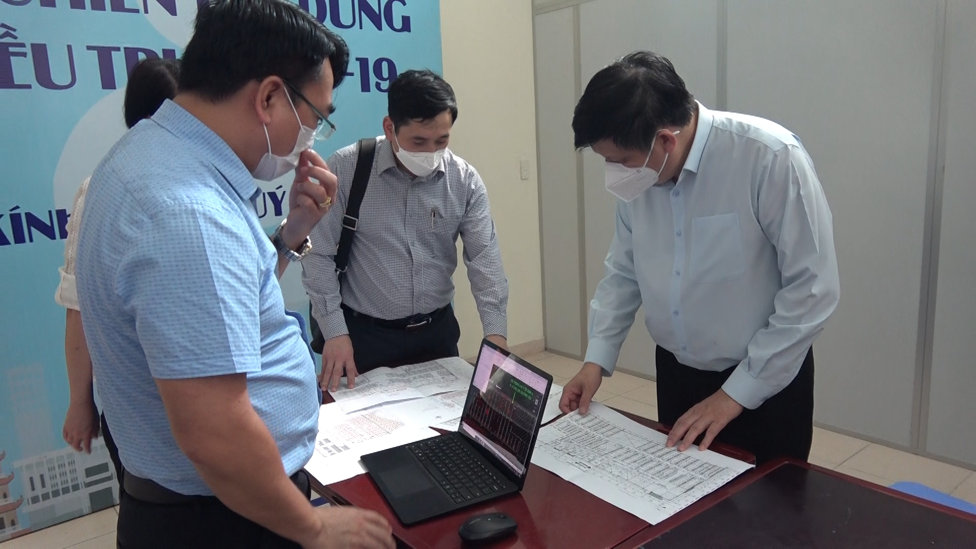 Bộ trưởng Bộ Y tế khảo sát bệnh viện tư nhân tách đôi điều trị Covid-19 - Ảnh 4.