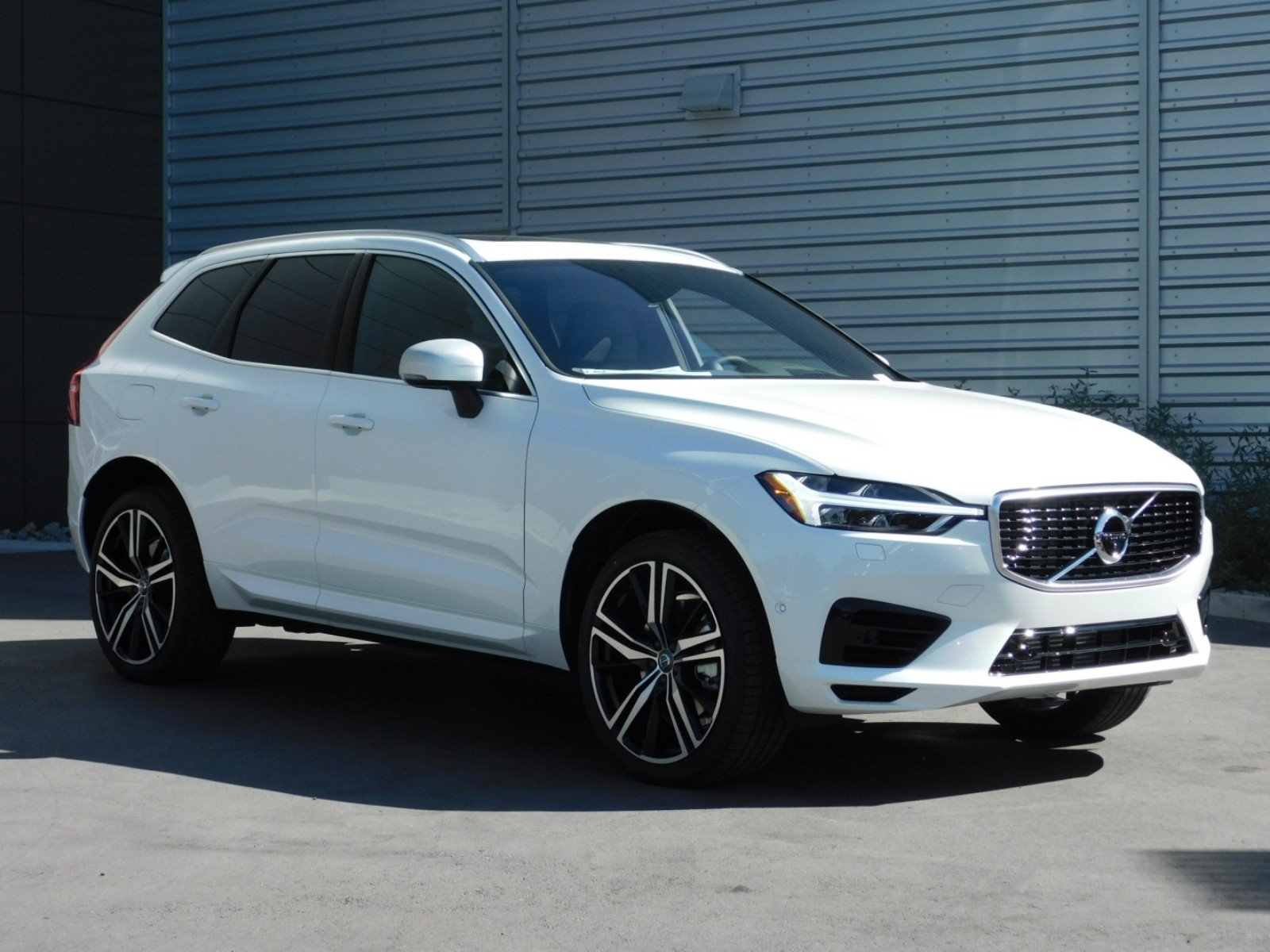 Triệu hồi gần 600 xe Volvo để khắc phục lỗi bơm nhiên liệu