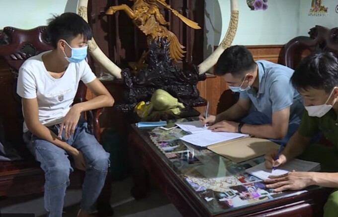 Bán phiếu xét nghiệm SARS-CoV-2 giả cho tài xế
