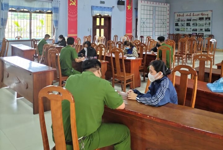 Quảng Nam: Lấy lời khai hơn 30 người liên quan vụ nhóm thiếu nữ đánh hội đồng