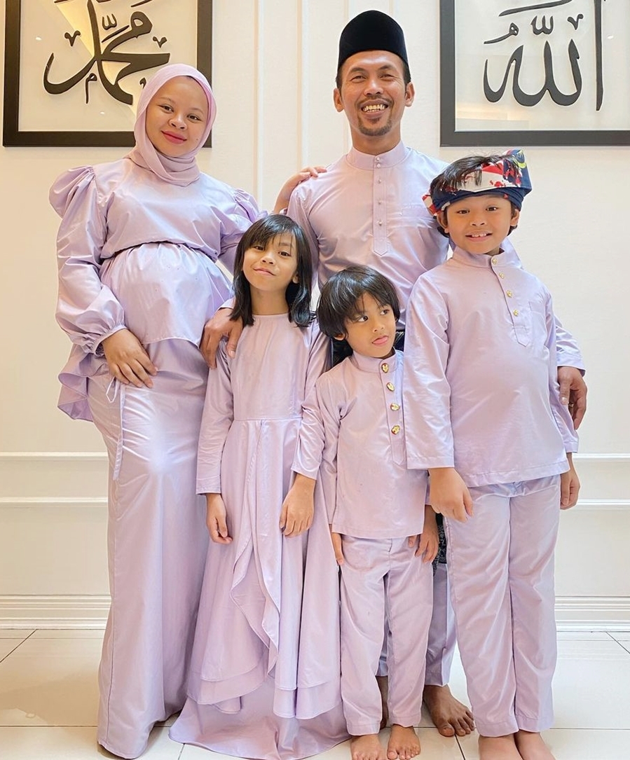 Malaysia: Nữ ca sĩ mắc Covid-19 qua đời 3 ngày sau sinh - Ảnh 2.