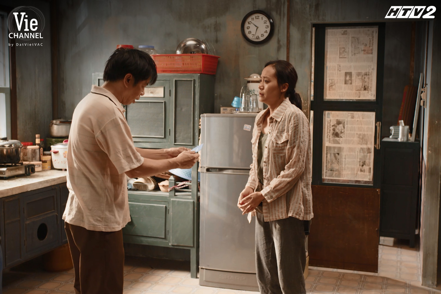 “Cây táo nở hoa” tập 55: Người hiến gan lật kèo phút cuối, Hạnh tìm mọi cách cứu chồng - Ảnh 1.