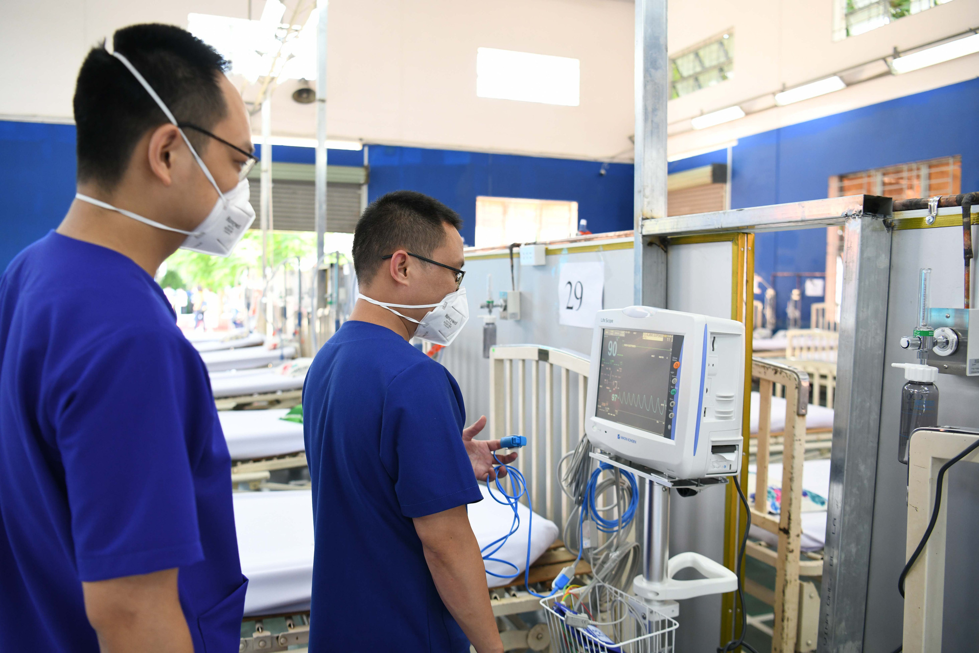 TP HCM nỗ lực giảm quá tải điều trị bệnh nhân Covid-19 nặng