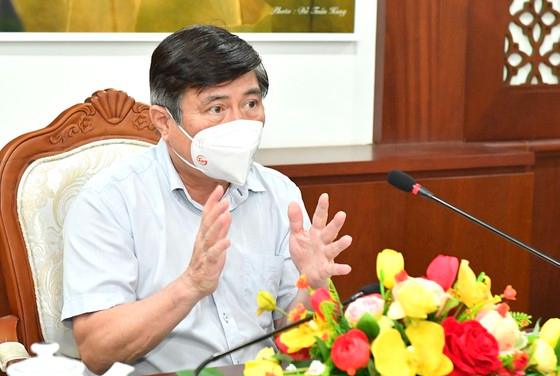 Chủ tịch Nguyễn Thành Phong chia sẻ về việc giãn cách xã hội