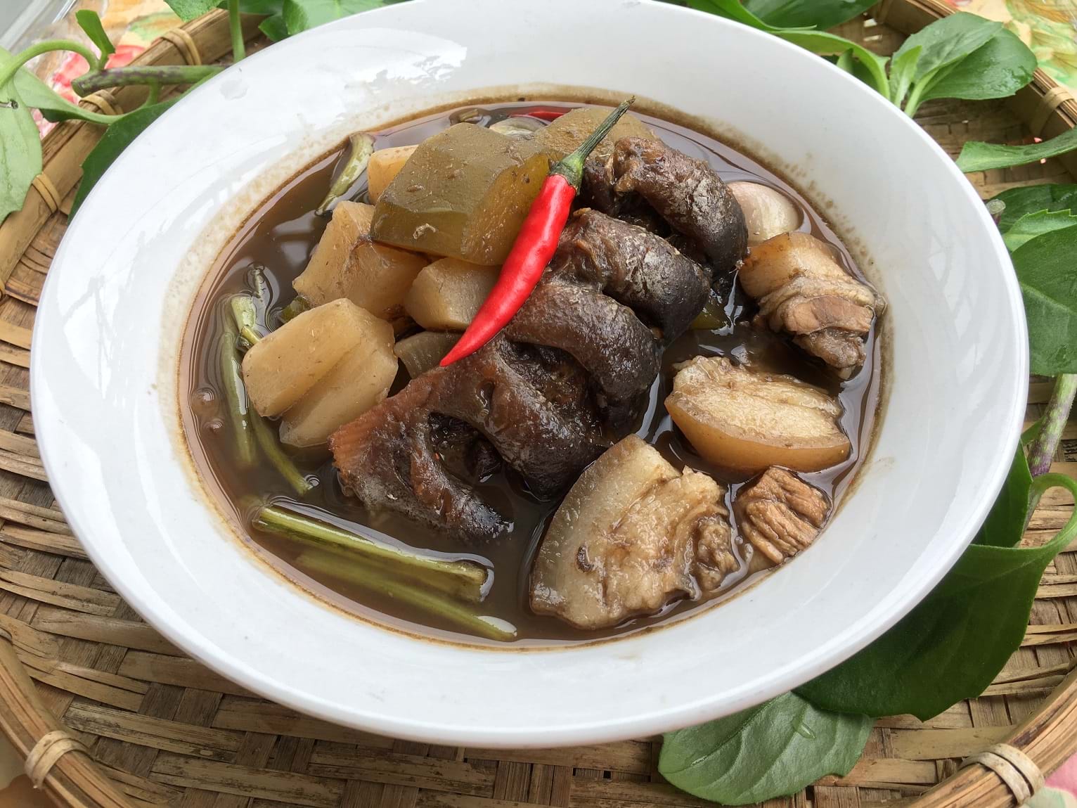 Biến tấu nồi mắm kho với xác mắm rươi: ngọt thơm “động trời” - Ảnh 2.