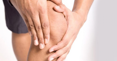 Chăm s&oacute;c tại nh&agrave; cho người bị tho&aacute;i h&oacute;a khớp? - Ảnh 1.