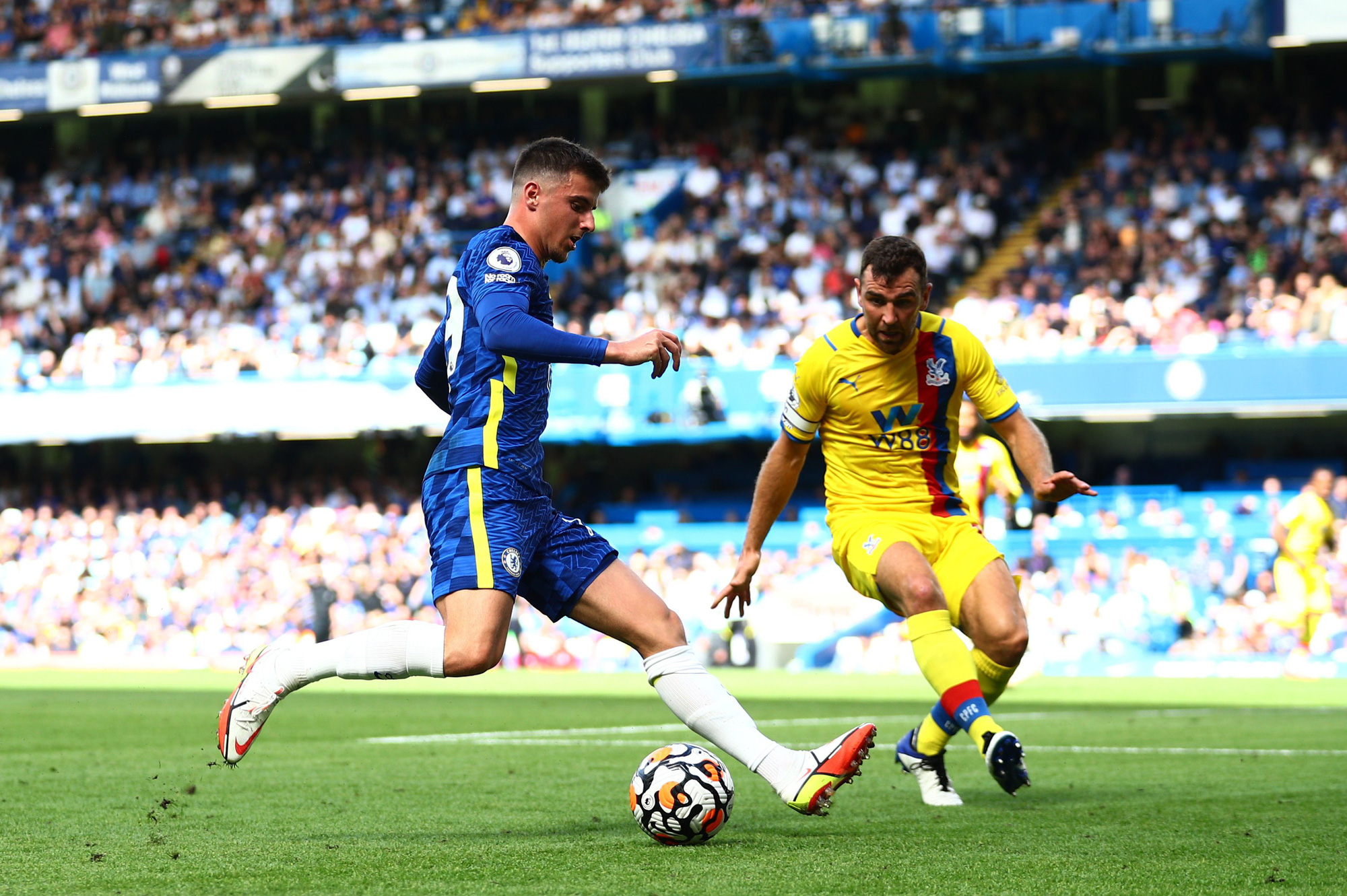 Hai hậu vệ lập công, Chelsea gieo sầu cho huyền thoại Arsenal - Ảnh 2.