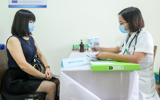 Ti&ecirc;m thử nghiệm vắc-xin Covid-19 ARCT-154 c&ocirc;ng nghệ Mỹ cho 25 t&igrave;nh nguyện vi&ecirc;n - Ảnh 7.