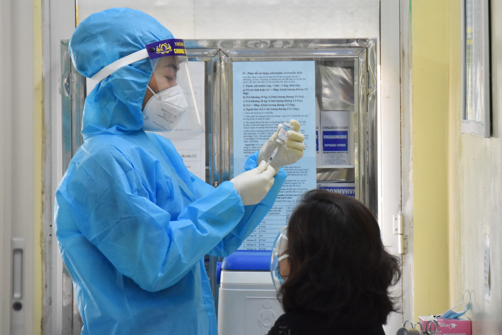 Nồng độ virus cao, thấp sẽ lây bệnh nặng, hay nhẹ?
