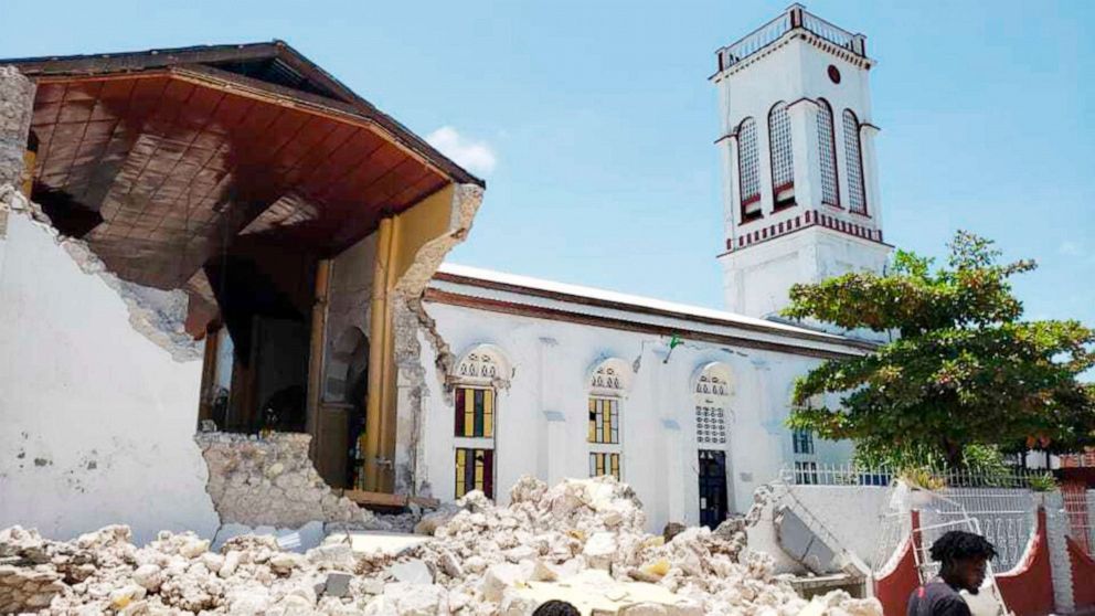Động đất Haiti: Thương vong tăng vọt l&ecirc;n hơn 7.000 người - Ảnh 5.