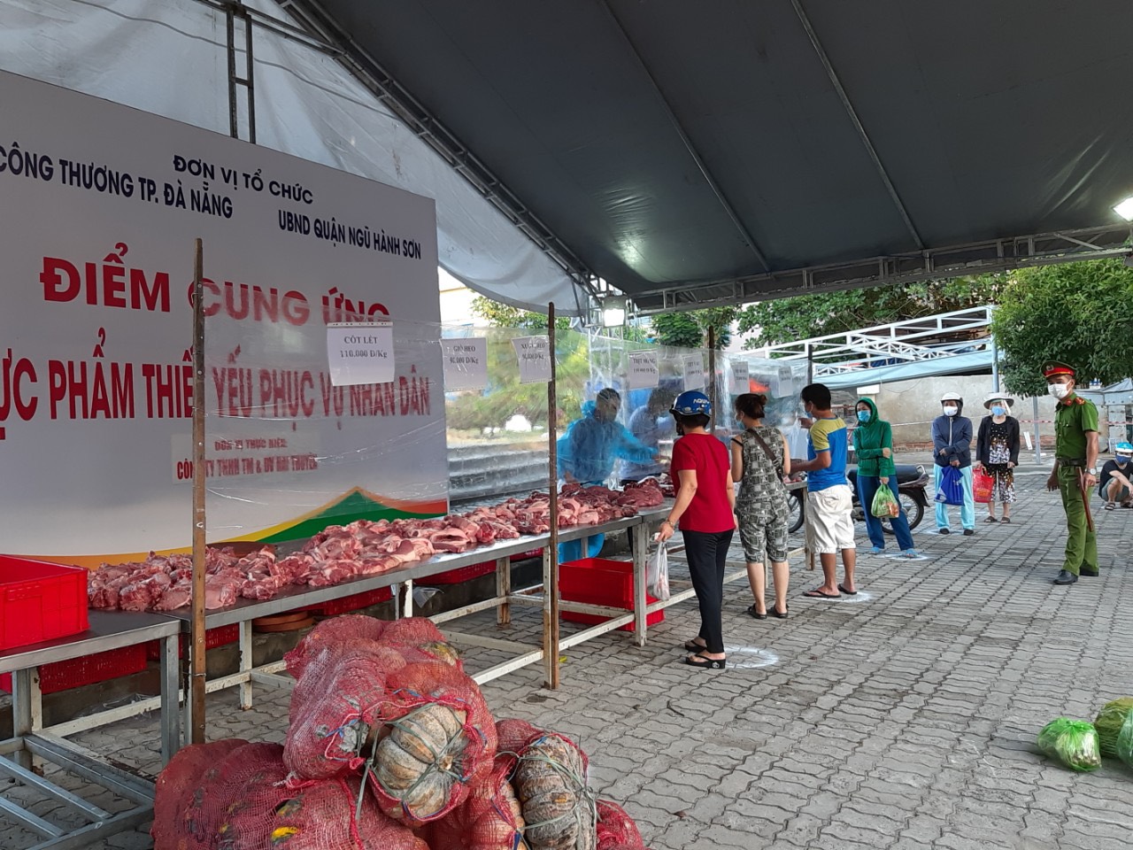 Cung ứng thực phẩm cho người dân Đà Nẵng ra sao trong 7 ngày "ai ở đâu thì ở đó"?