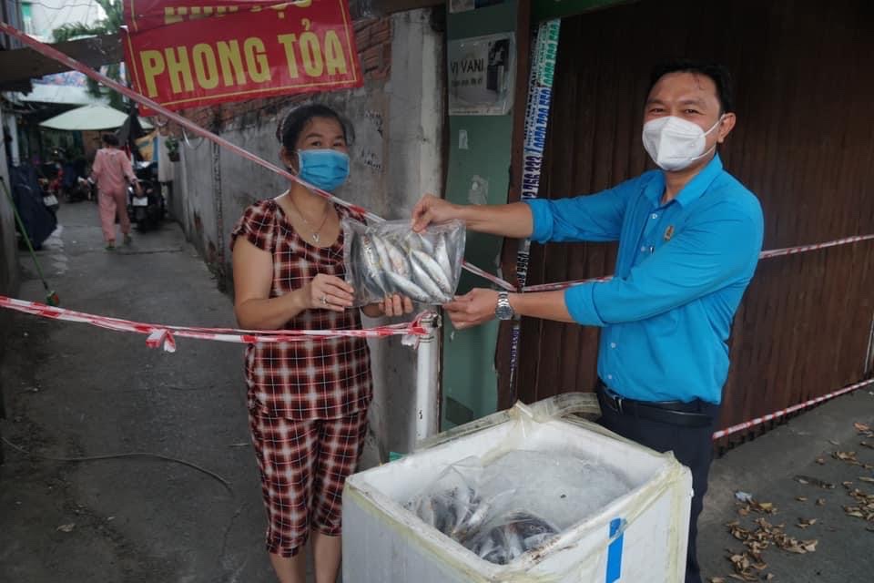 Triển khai chương tr&igrave;nh hỗ trợ 22,5 tỉ đồng cho người lao động - Ảnh 9.