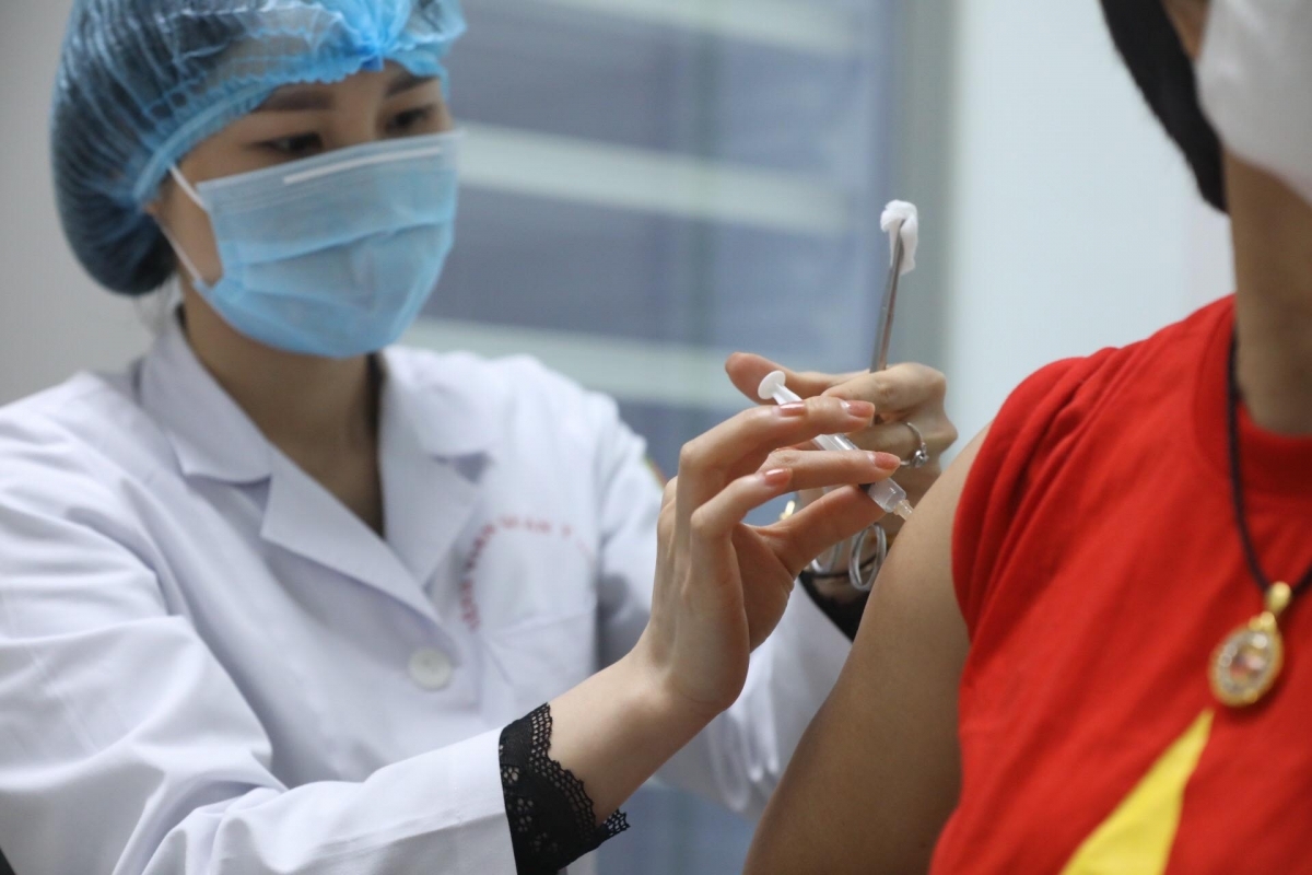 Th&ocirc;ng tin mới nhất về thử nghiệm l&acirc;m s&agrave;ng giai đoạn 3 vắc-xin Nano Covax - Ảnh 1.