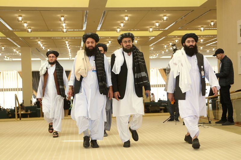 Taliban "siêu giàu" kiếm tiền ở đâu?