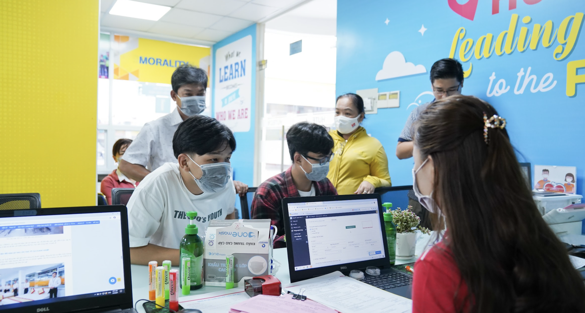 Thêm 2 trường ĐH tại TP HCM công bố điểm sàn xét tuyển
