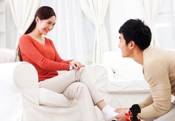 D&agrave;nh cho chồng cơ hội thấy vợ b&eacute; bỏng - Ảnh 1.