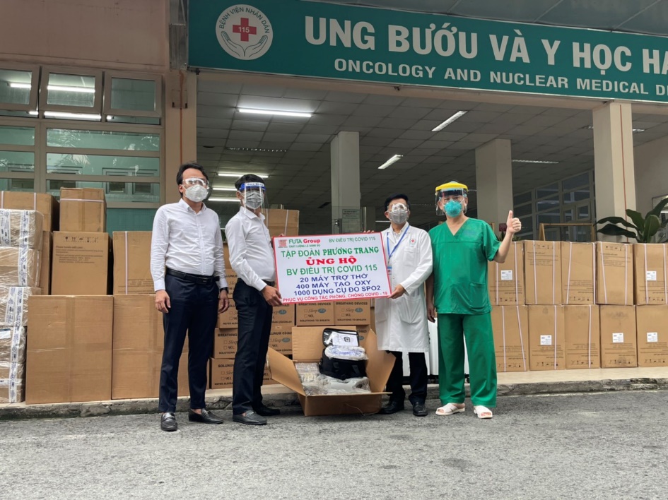 Tập đoàn Phương Trang đóng góp hàng ngàn máy trợ thở, máy tạo oxy hỗ trợ TP HCM chống dịch Covid-19