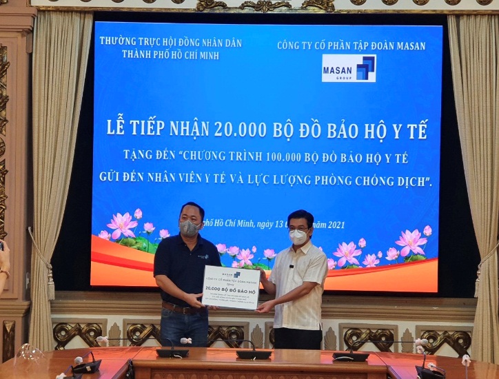 Masan tặng hàng chục ngàn trang thiết bị, vật tư y tế cho lực lượng tuyến đầu chống dịch - Ảnh 2.