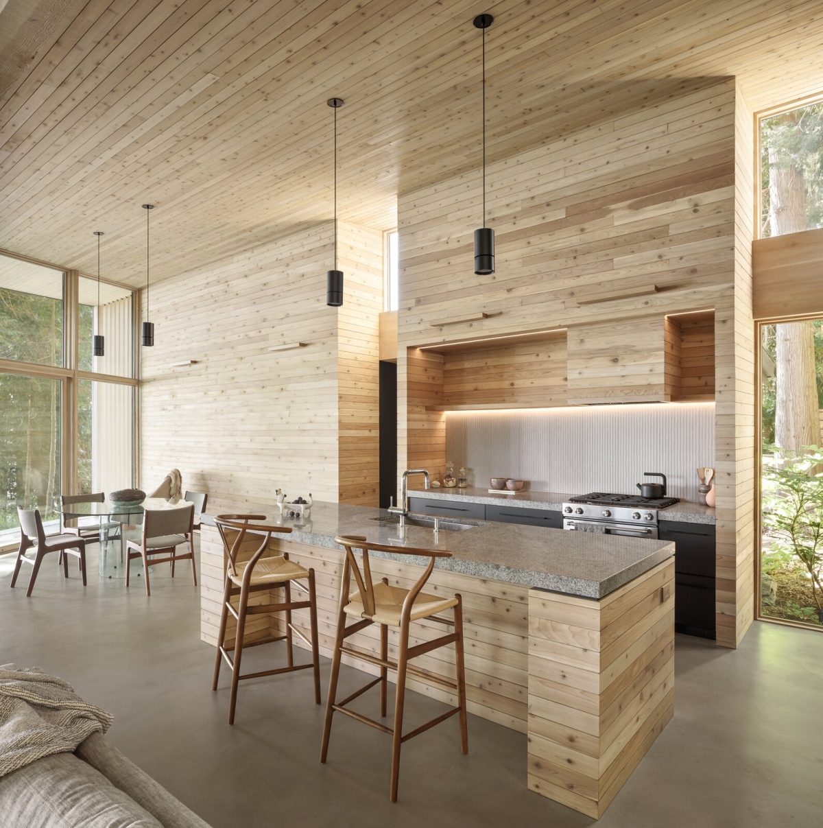 Ngắm nhìn cabin tuyệt đẹp nằm gần rừng Vancouver - Ảnh 3.
