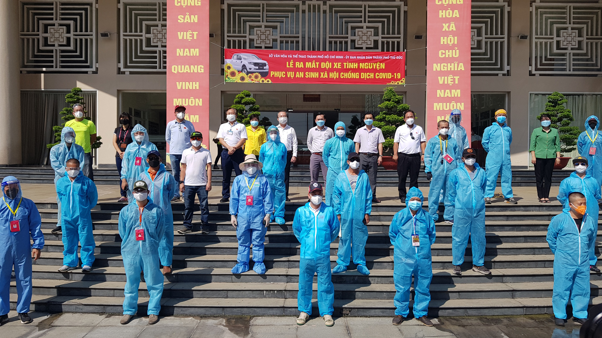 TP Thủ Đức: Ra mắt đội xe t&igrave;nh nguyện phục vụ an sinh x&atilde; hội ph&ograve;ng chống Covid-19 - Ảnh 1.
