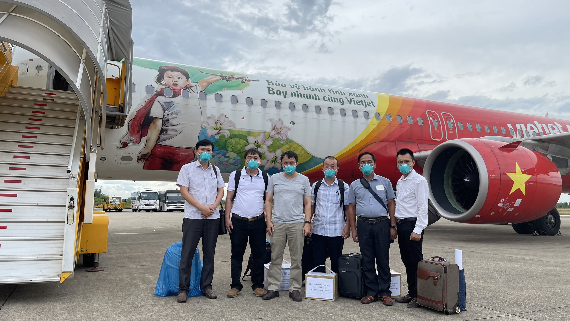 X&acirc;y dựng Trung t&acirc;m Hồi sức t&iacute;ch cực người bệnh Covid-19 tối ưu tại TP HCM - Ảnh 1.