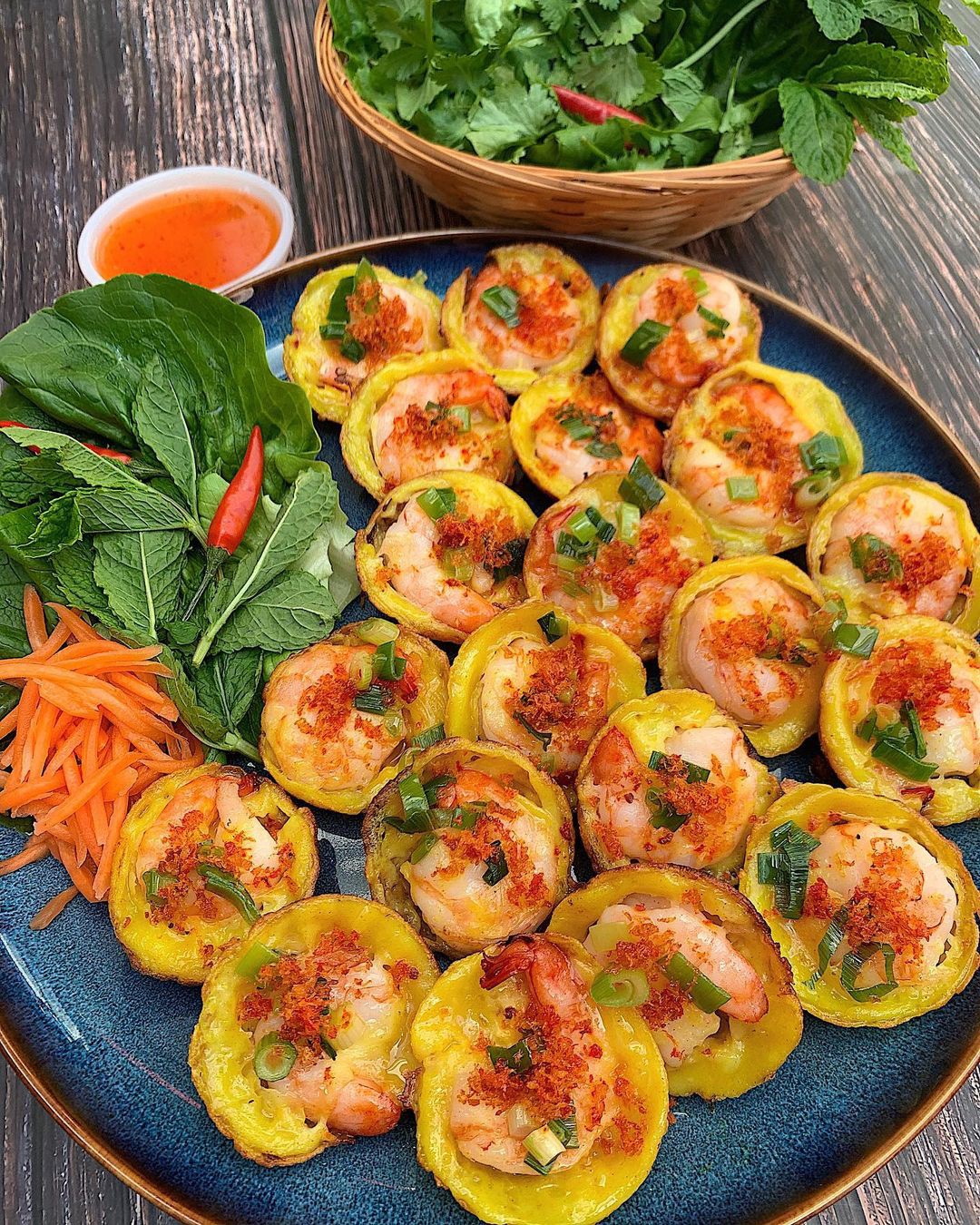 4 món bánh ngon không thể bỏ qua khi tới vùng sông nước Nam Bộ - Ảnh 1.