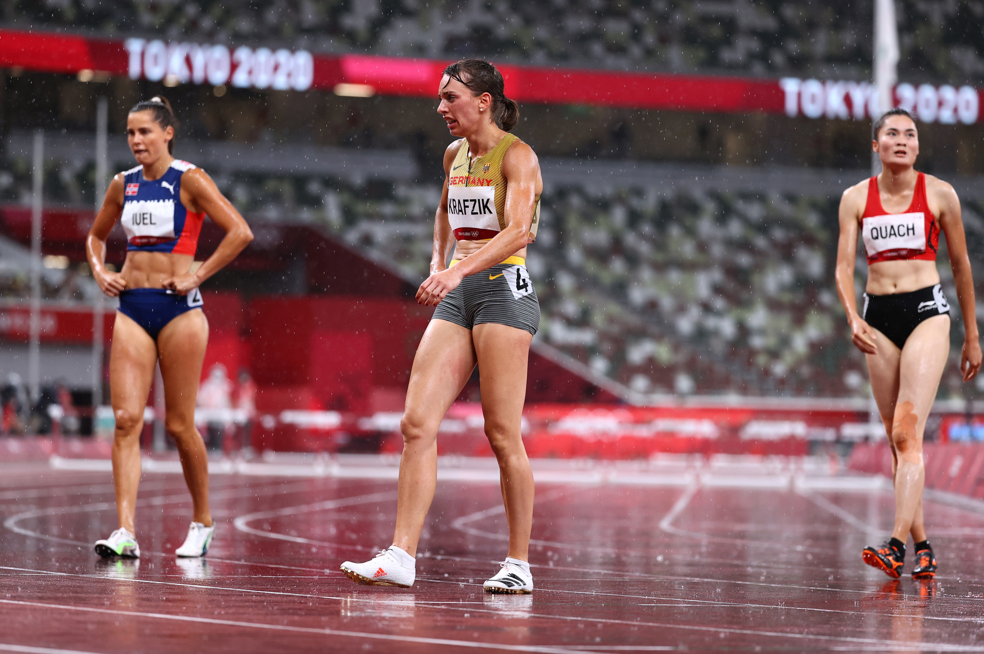 Olympic Tokyo ngày 2-8: Quách Thị Lan không phá kỷ lục cá nhân, dừng chân ở bán kết