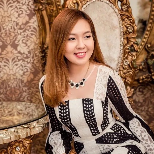 C&ocirc; g&aacute;i g&acirc;y b&atilde;o tại Vietnams Got Talent 2012 nay th&agrave;nh c&ocirc;ng bất ngờ - Ảnh 2.