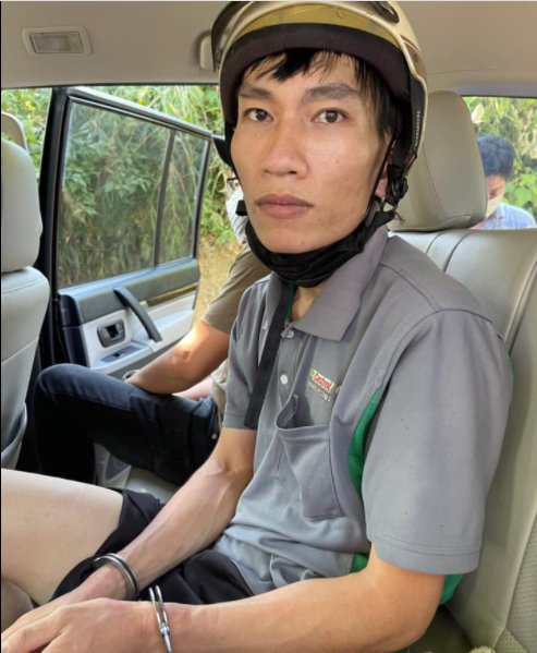 Lời khai ban đầu của nghi phạm cắt cổ t&agrave;i xế taxi tử vong - Ảnh 1.