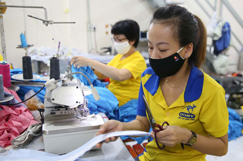 Bảo đảm quyền thụ hưởng của người lao động