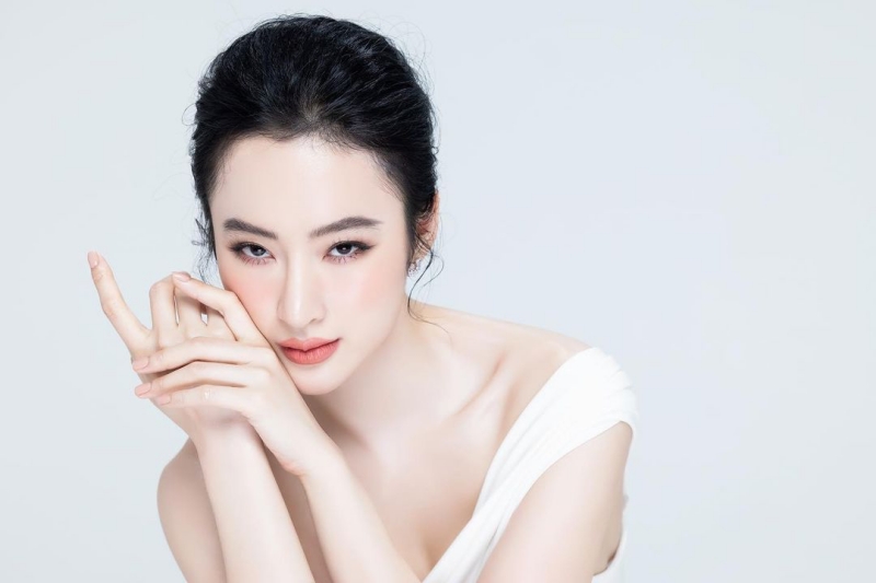 Bị chỉ trích vì bày cách chữa Covid-19 tào lao, Angela Phương Trinh nói gì?