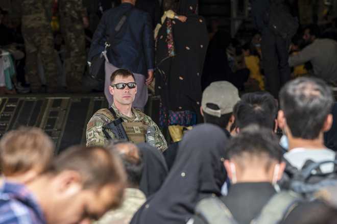 Chưa êm với Taliban, Mỹ ngán IS đánh lén ở Afghanistan