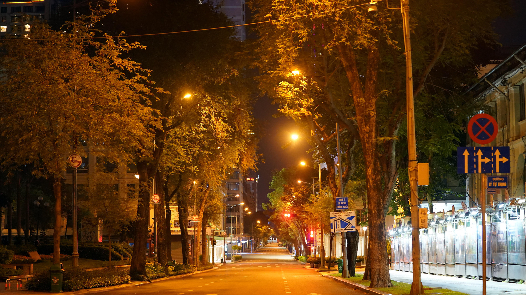 Chủ tịch Nguyễn Thành Phong ban hành chỉ thị khẩn về phòng, chống dịch Covid-19