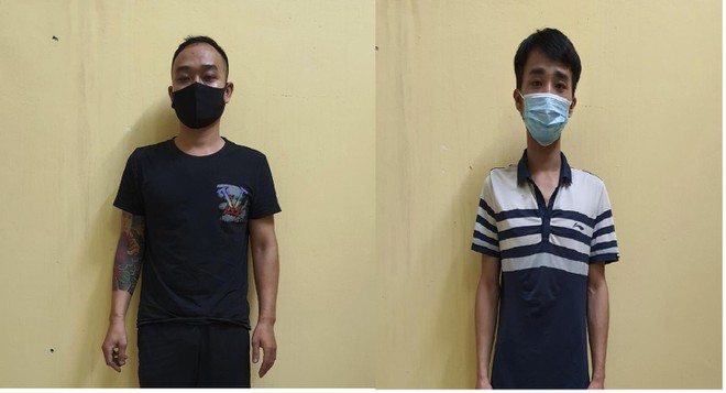 Tạm giữ 2 thanh ni&ecirc;n kẹp cổ đại &uacute;y c&ocirc;ng an k&eacute;o l&ecirc; tr&ecirc;n đường - Ảnh 1.