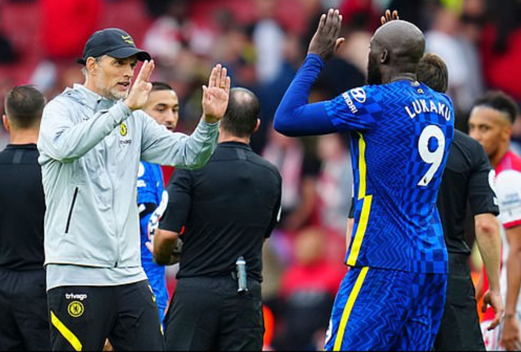 Lukaku bùng nổ ngày tái xuất, Chelsea hạ gục Arsenal trận derby London