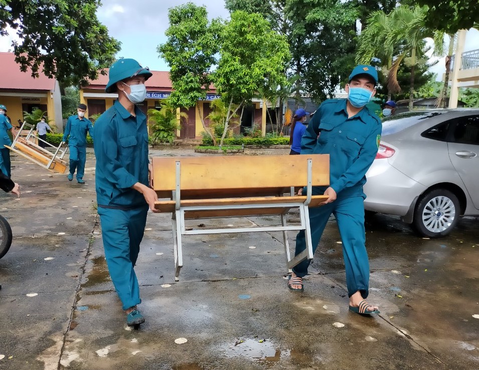 Sau khi trưng dụng l&agrave;m khu c&aacute;ch ly, h&agrave;ng trăm trường học được trả lại để đ&oacute;n năm học mới - Ảnh 2.