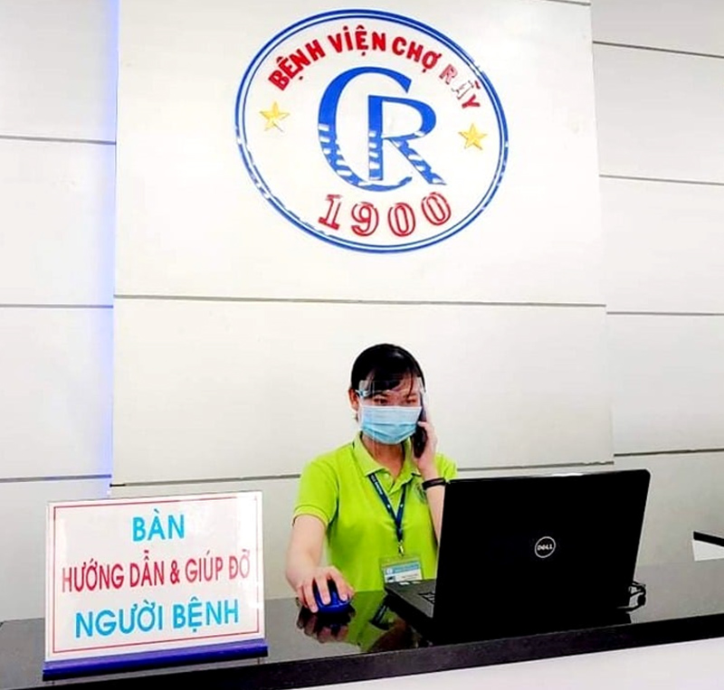 Tìm kiếm, kết nối hơn 2.000 thân nhân với bệnh nhân Covid-19