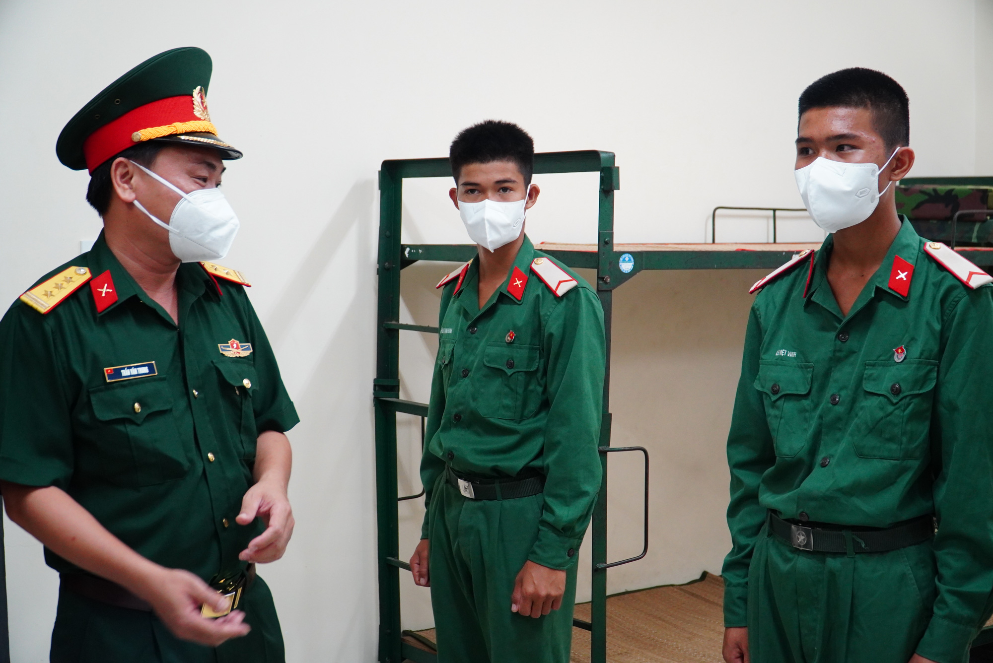 TP HCM bắt đầu 2 tuần siết chặt gi&atilde;n c&aacute;ch x&atilde; hội - Ảnh 11.