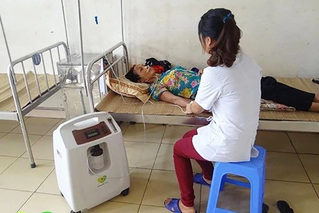 Tập đo&agrave;n Phương Trang trao tặng h&agrave;ng ng&agrave;n m&aacute;y thở, m&aacute;y trợ thở, m&aacute;y tạo oxy cho tỉnh B&igrave;nh Dương - Ảnh 2.