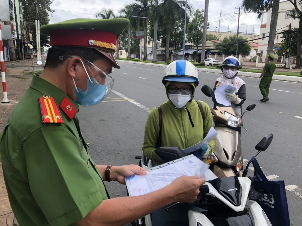 Thêm 28 ca F0, Cần Thơ tiếp tục giãn cách xã hội đến ngày 8-9