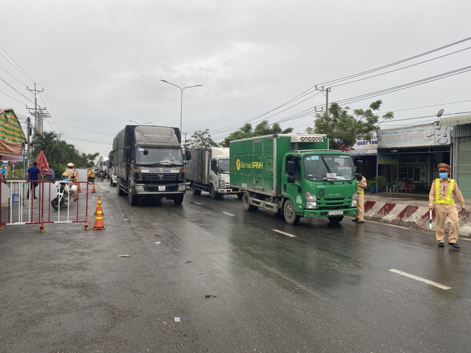 Yêu cầu hỗ trợ tối đa hoạt động vận tải cho TP HCM, Bình Dương, Đồng Nai, Long An