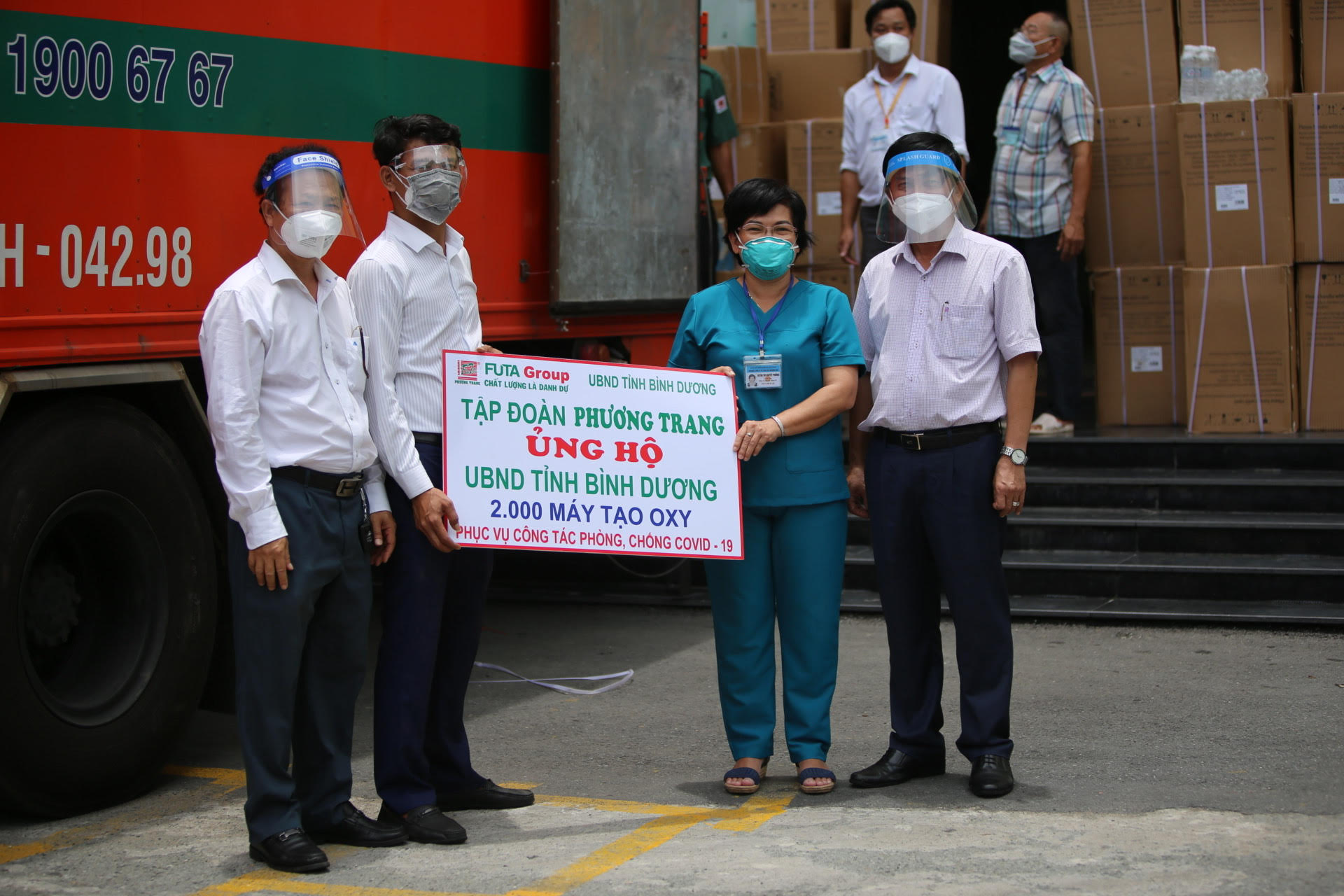 Phương Trang hỗ trợ tỉnh Bình Dương chống dịch, cứu người