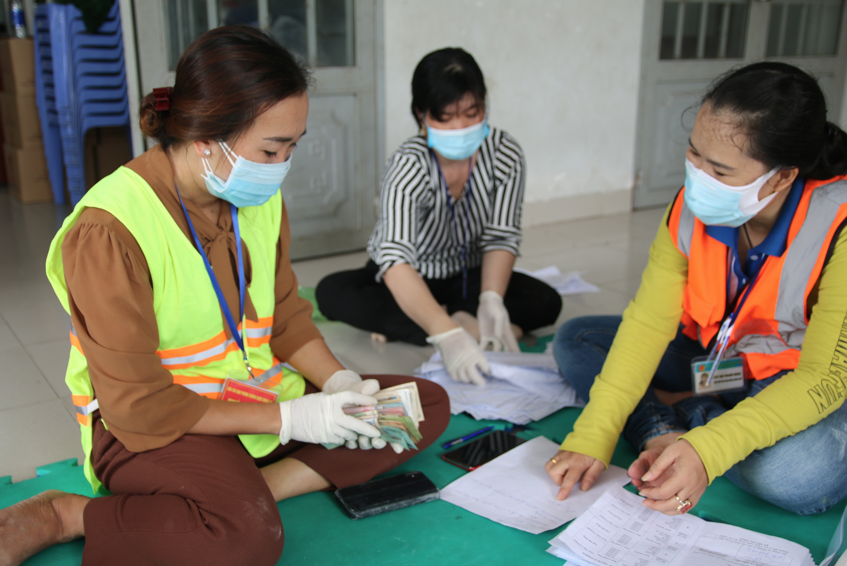 Cận cảnh tổ c&ocirc;ng t&aacute;c 3 trong 1 ở huyện ngoại th&agrave;nh TP HCM - Ảnh 8.