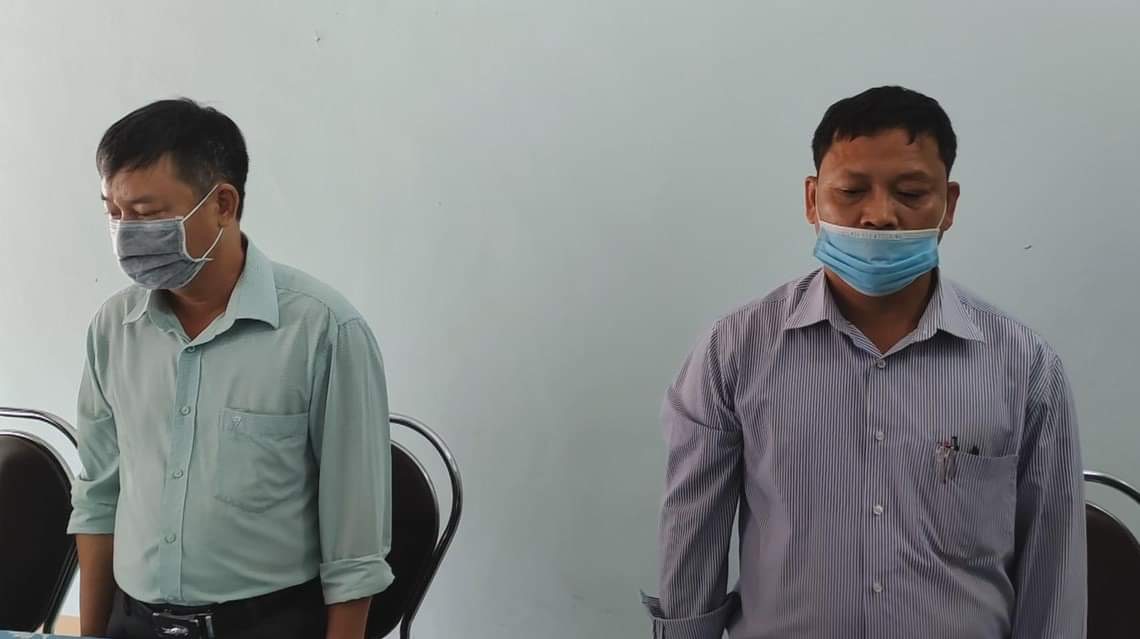 Trưởng Đài TT-TH huyện và kế toán lập khống hồ sơ rút ngân sách