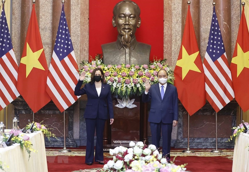 Nh&agrave; Trắng ra Tuy&ecirc;n bố về chuyến thăm Việt Nam của Ph&oacute; Tổng thống Kamala Harris - Ảnh 1.