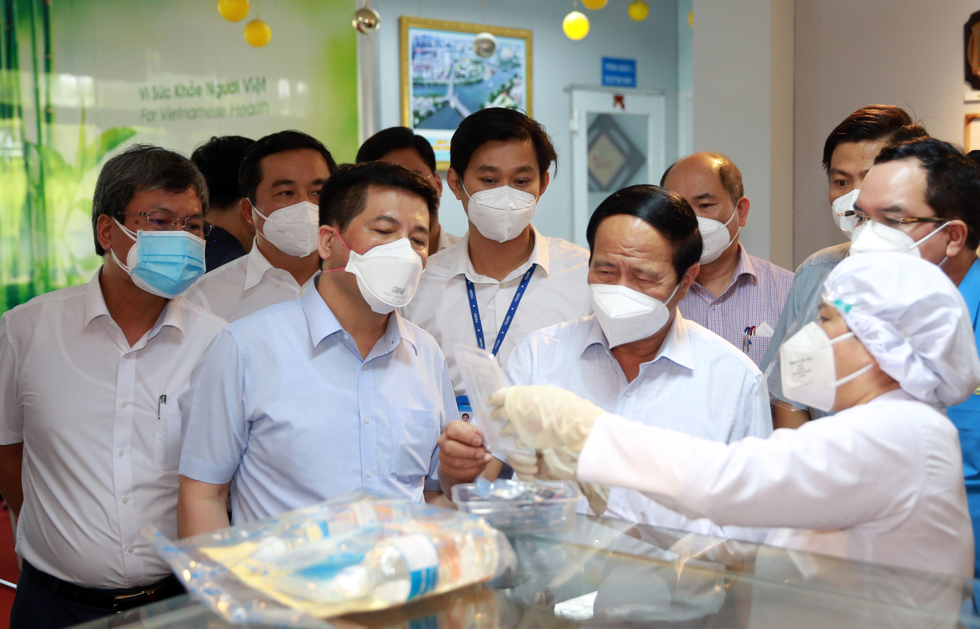 Phó Thủ tướng Lê Văn Thành: Còn người, còn của! - Ảnh 2.