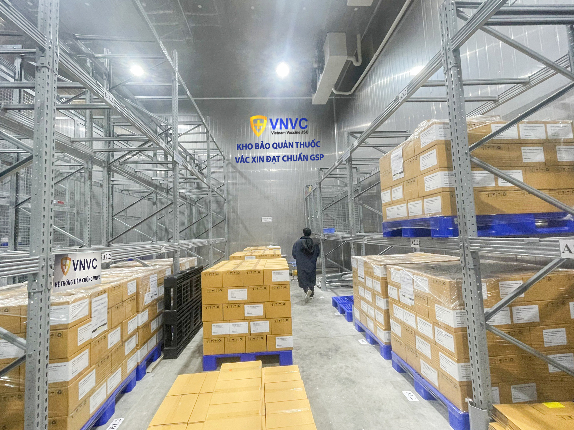 Thêm hơn 1,4 triệu liều vắc-xin AstraZeneca về Việt Nam