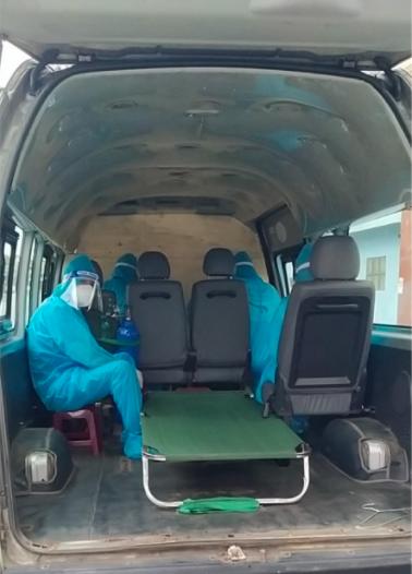 Phương Trang nhập khẩu 99 xe Toyota Hiace 16 chỗ để tiếp tục ho&aacute;n cải th&agrave;nh xe cứu thương - Ảnh 3.